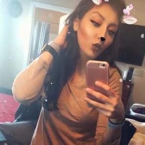 Meet your Posher, Marivel